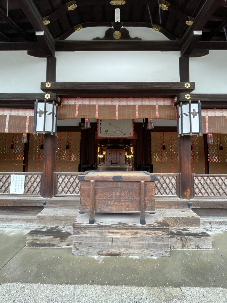 言社(ことしゃ)境内